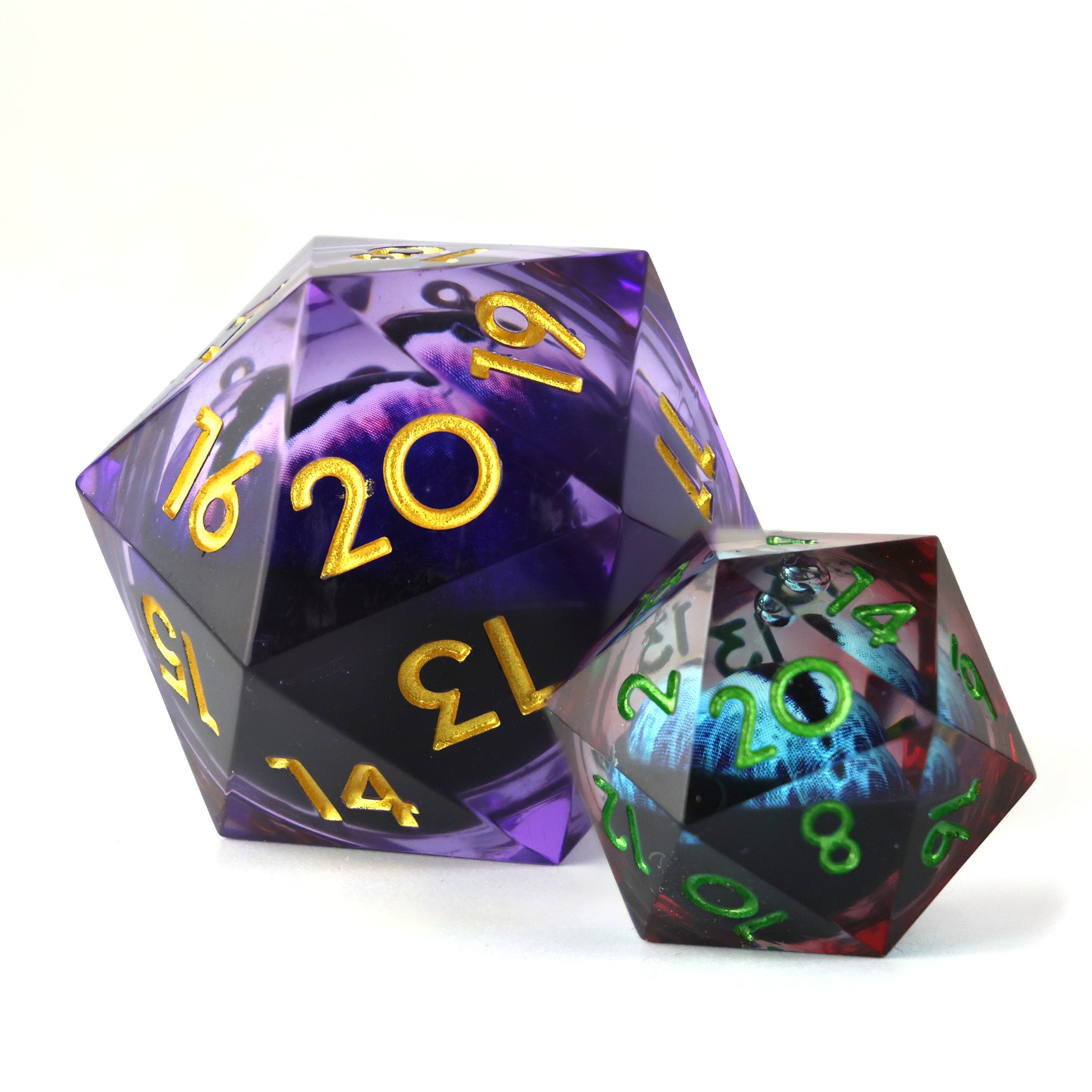 Oversized 35mm D20: Liquid Eyes